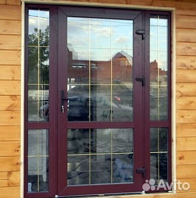 Пластиковая дверь установка