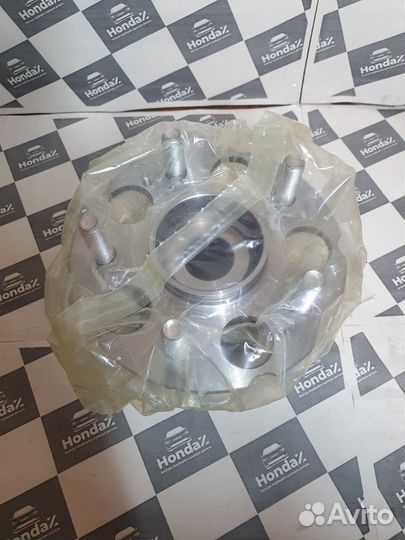 Задняя ступица в сборе Honda CR-V 3