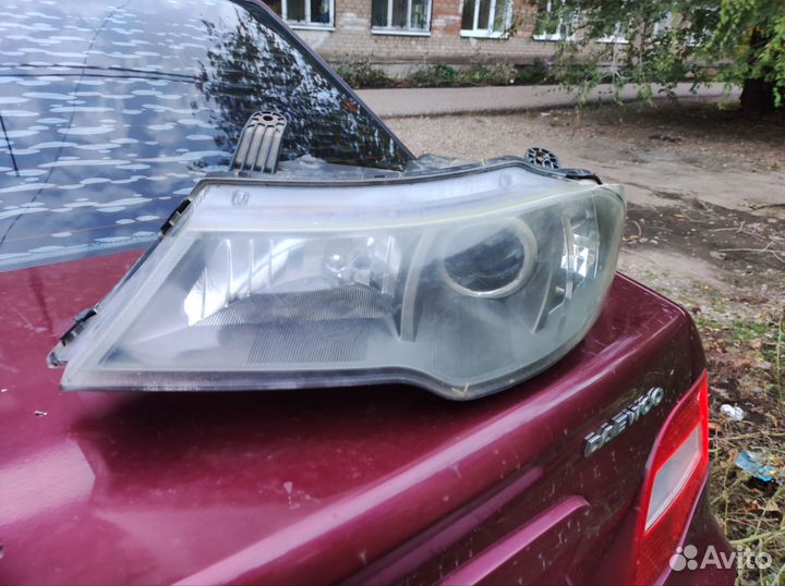 Передние фары на daewoo nexia n150