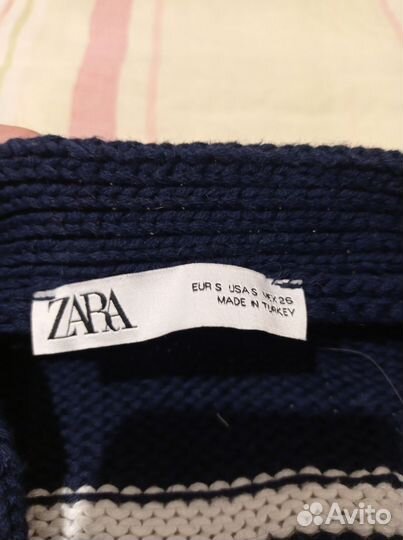 Кофта на пуговицах zara