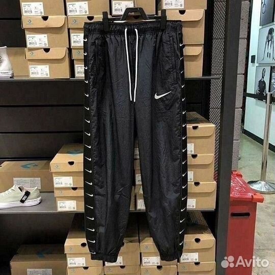 Спортивные штаны Nike