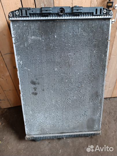 Радиатор охлаждения DAF XF 105