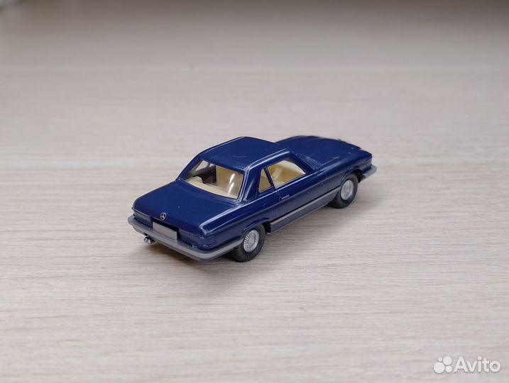 A29.4) Mercedes-Benz SLC350 (C107) 1971-1989 синий