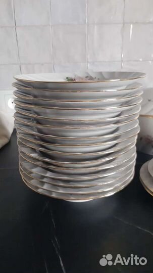 Супница и тарелки юуфз