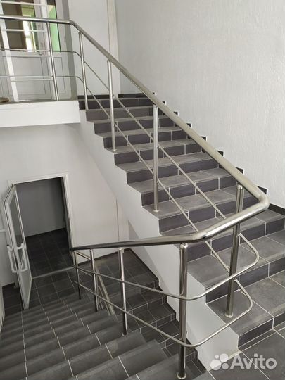 Монтаж перил из нержавейки