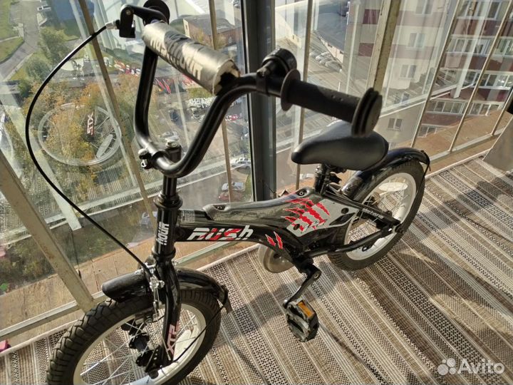 Детский трехколесный велосипед бу