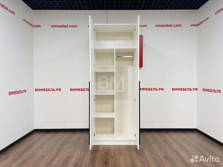 Шкаф распашной белый