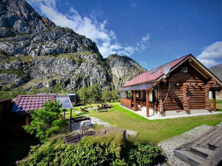 Коттедж 100 м² на участке 10 сот.