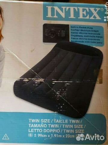 Надувной матрас со встроенным насосом