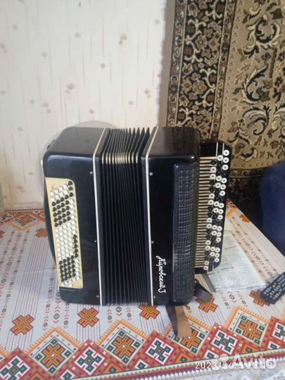 Баян кировский 3