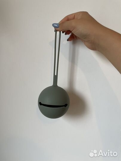 Контейнер для пустышек mushie