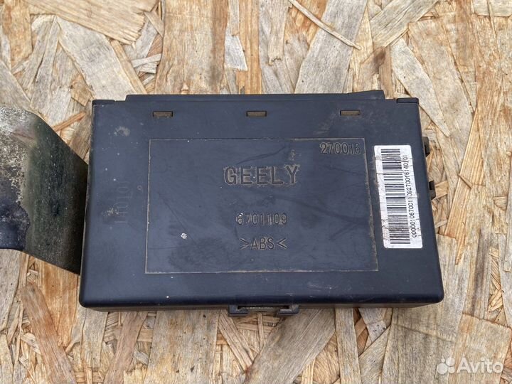 Блок комфорта Geely Emgrand EC7