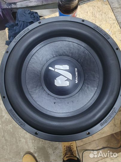 Сабвуфер machete M15D2