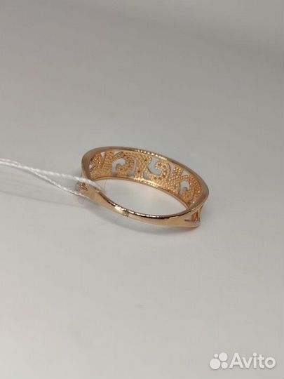 Золотое кольцо с камнем 17р