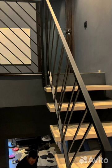 Лестницы с поворотом под ключ