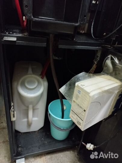 Кофейный (торговый) автомат