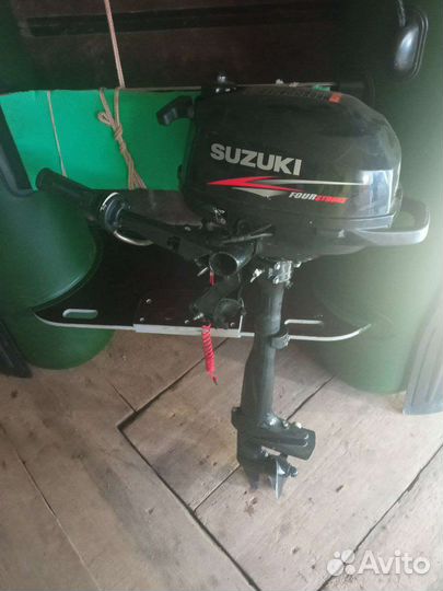 Надувная лодка