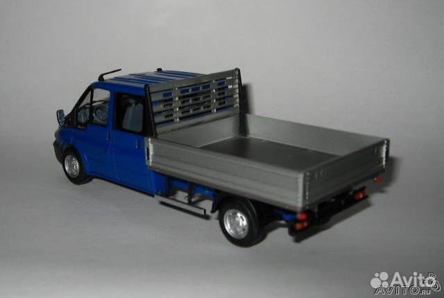 Ford Transit pick up 2001 масштабная модель 1/43