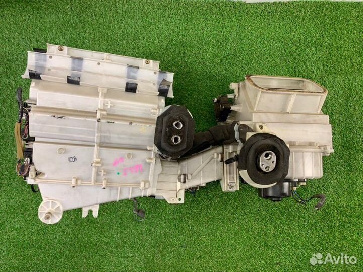 Печка Mitsubishi Pajero V75W 6G74 1999