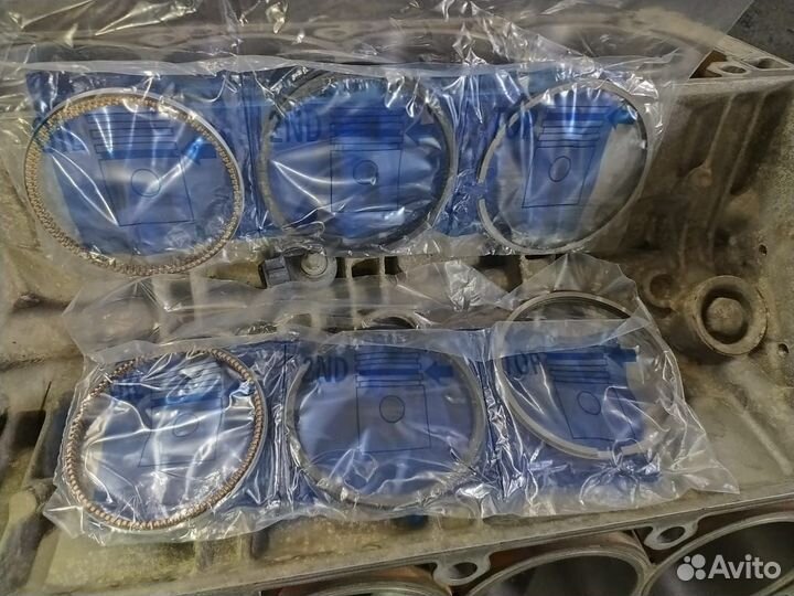 Поршневые кольца Mercedes Benz M273 новый комплект