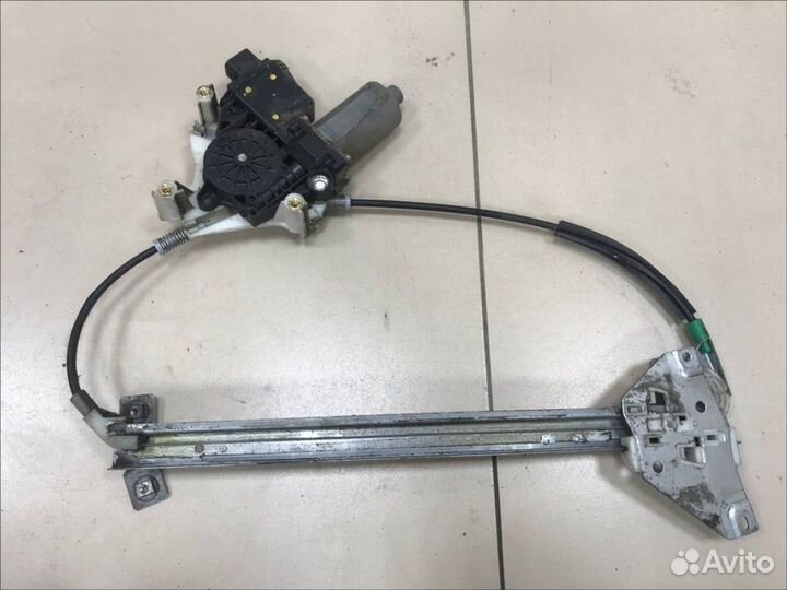 Стеклоподъемник электрический задний левый