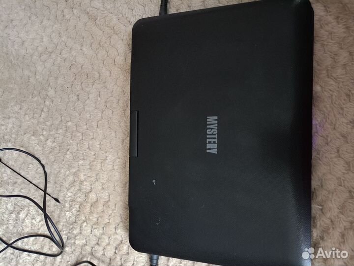 Портативный видеопроигрыватель