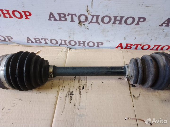 Полуось привод передний правый Nissan Almera Tino