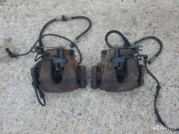 Суппорт тормозной передний для Mercedes W210