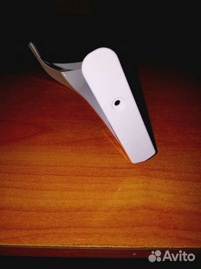 Ручка холодильника Бирюса (морозилки)