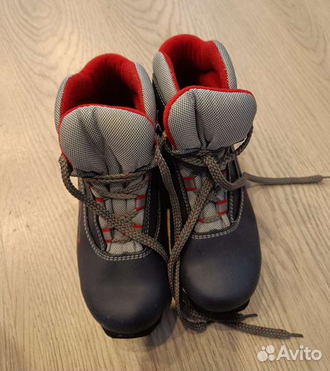 Беговые лыжи 150 см (полный комплект