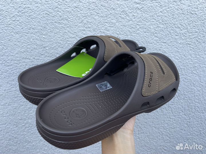 Тапочки crocs