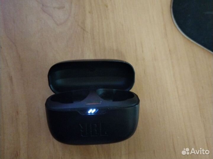 Кейс для наушников jbl