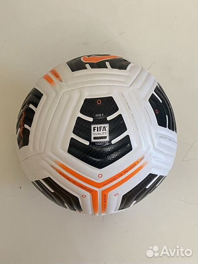 Футбольный мяч Nike Academy Pro Team