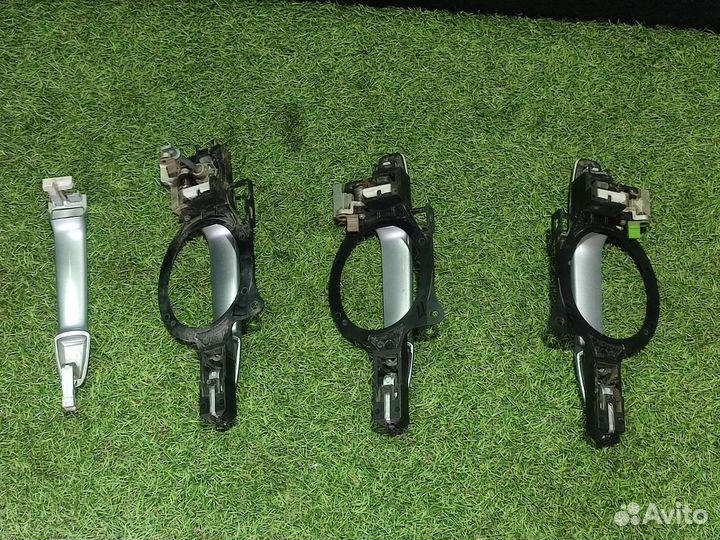 Ручка наружной двери Mitsubishi Lancer 10