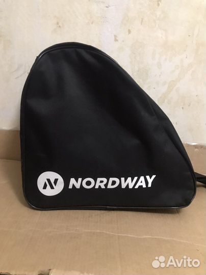 Коньки хоккейные 42 размер