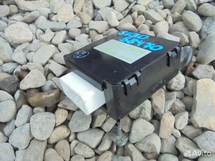 Блок управления климат-контролем Toyota Camry SV30