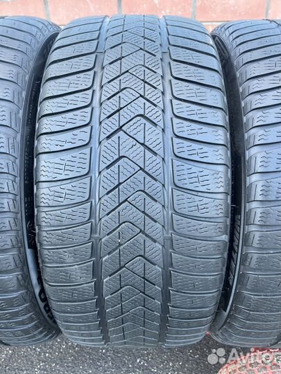 Pirelli Winter Sottozero 3 245/40 R19 и 275/35 R19 100V