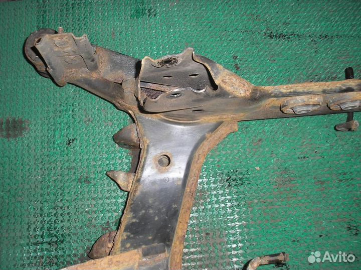 Балка задняя Subaru Tribeca WX 2007