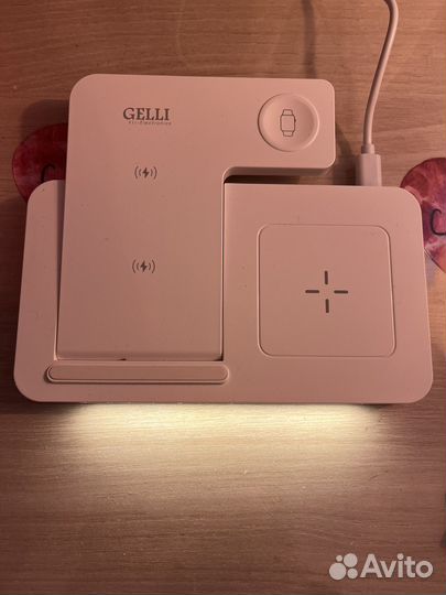 Беспроводная зарядка 3 в 1