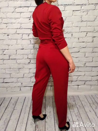 Брючный костюм комбинезон