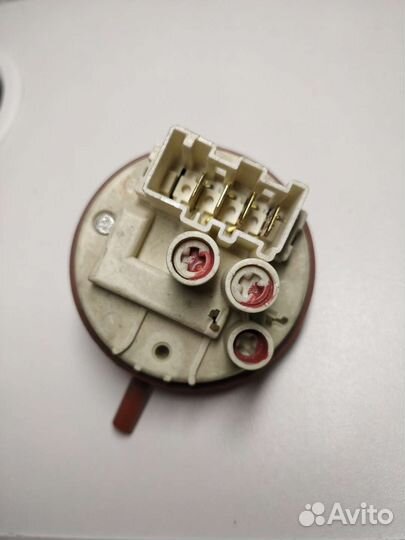 Прессостат Brandt 62847