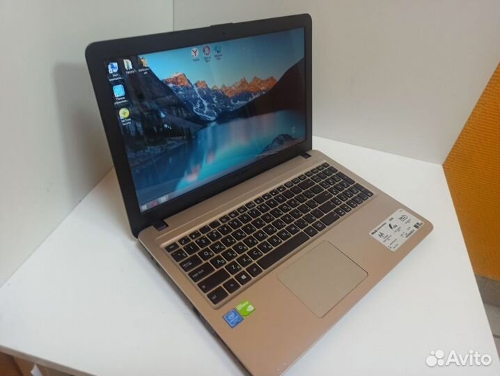 Ноутбук asus X540S