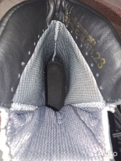 Берцы мужские зимние 43 размер новые