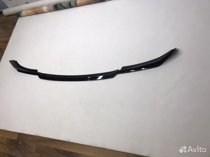 Сплиттер BMW G30 F90 рестайлинг черный глянец