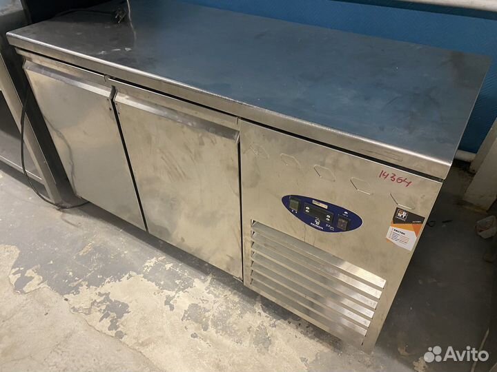 Стол холодильный