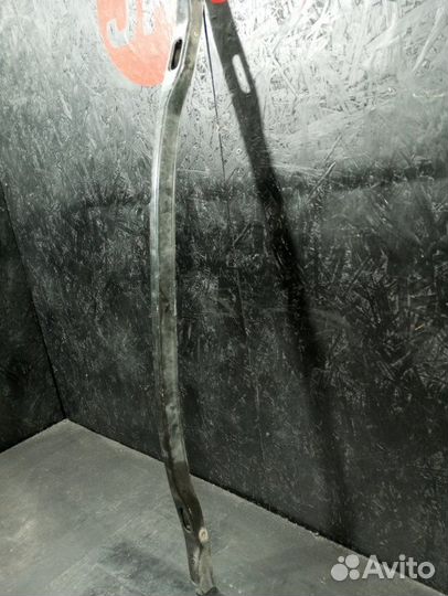 Усилитель бампера передний Bmw 5 F10 N52B30 2012