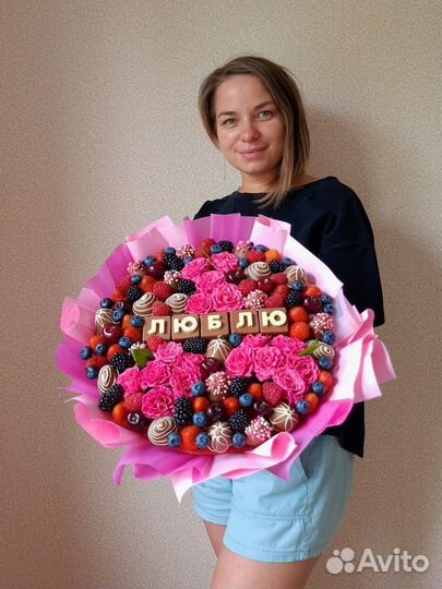 Съедобные букеты из клубники Цветы