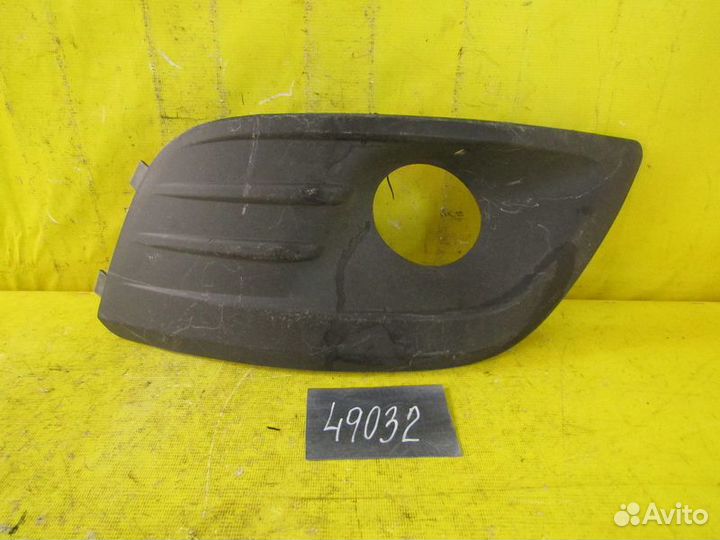 Накладка левой птф LADA Largus 12-21г 49032