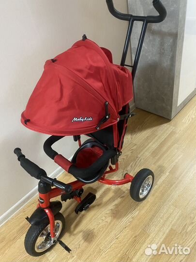 Детский велосипед с ручкой