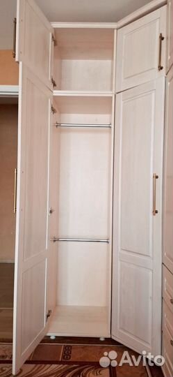 Шкаф для одежды из сосны